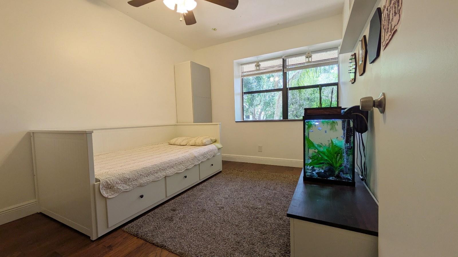 Golden Raintree V - Residential