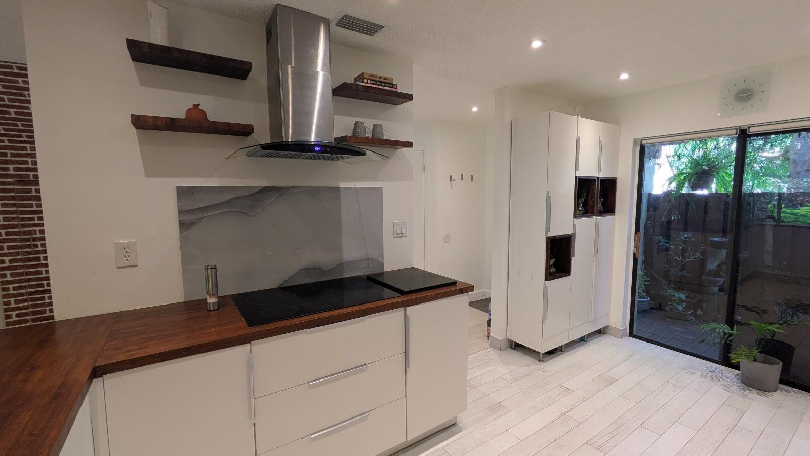 4344 Carambola Circle