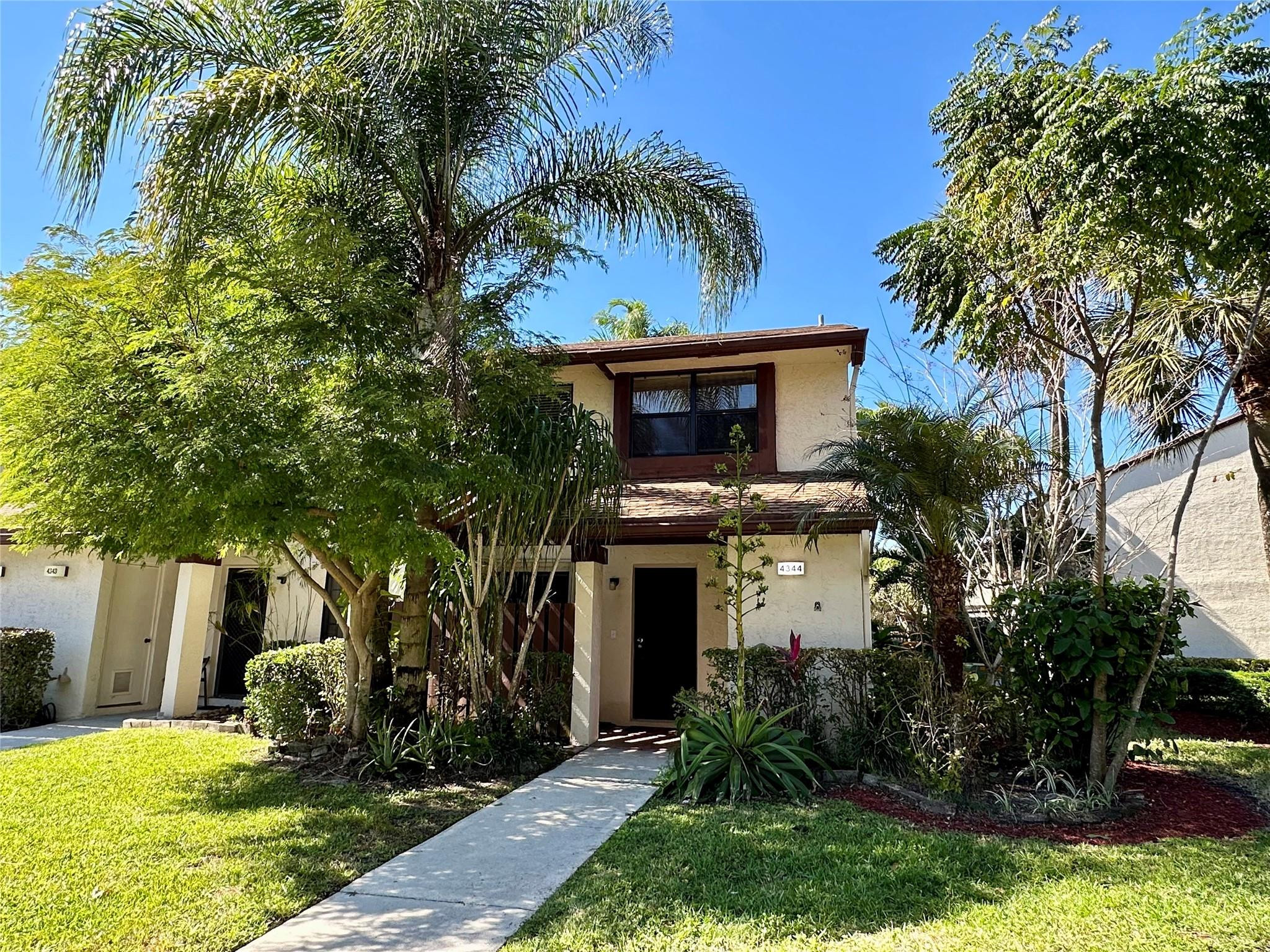 Golden Raintree V - Residential