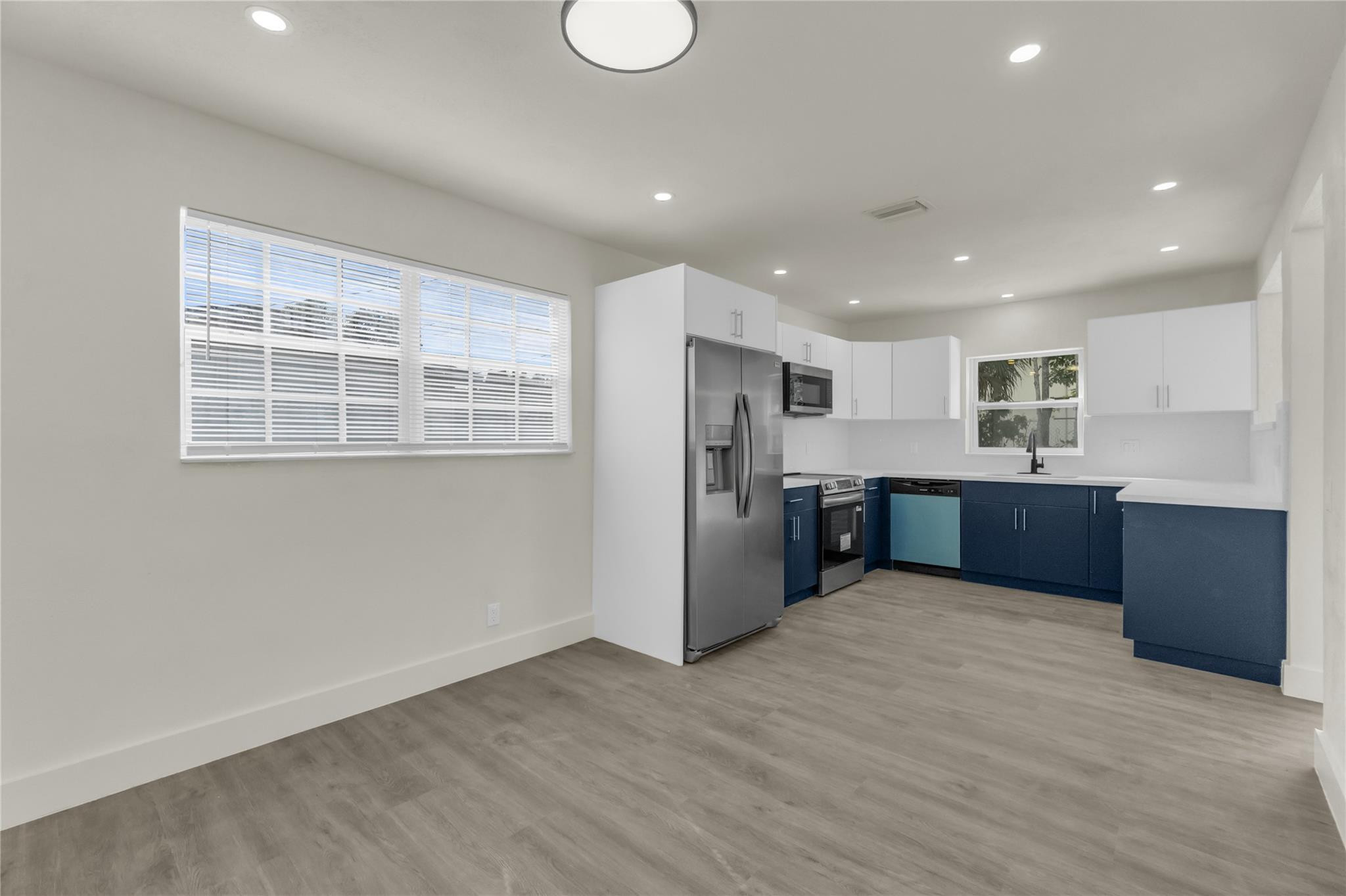 Forward Sub Two 64-30 B - Residential