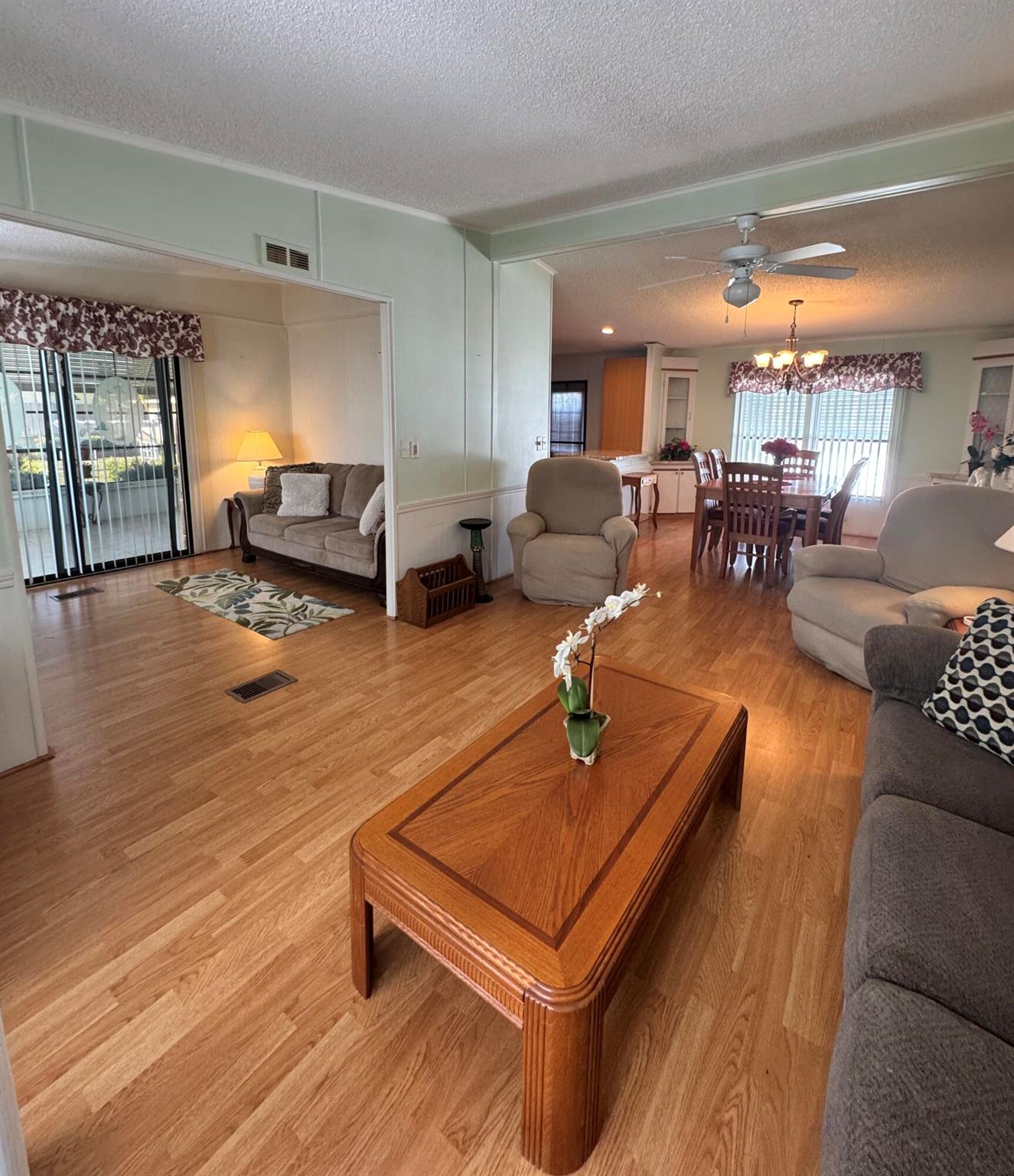 Spanish Lakes Country Clu - Residential