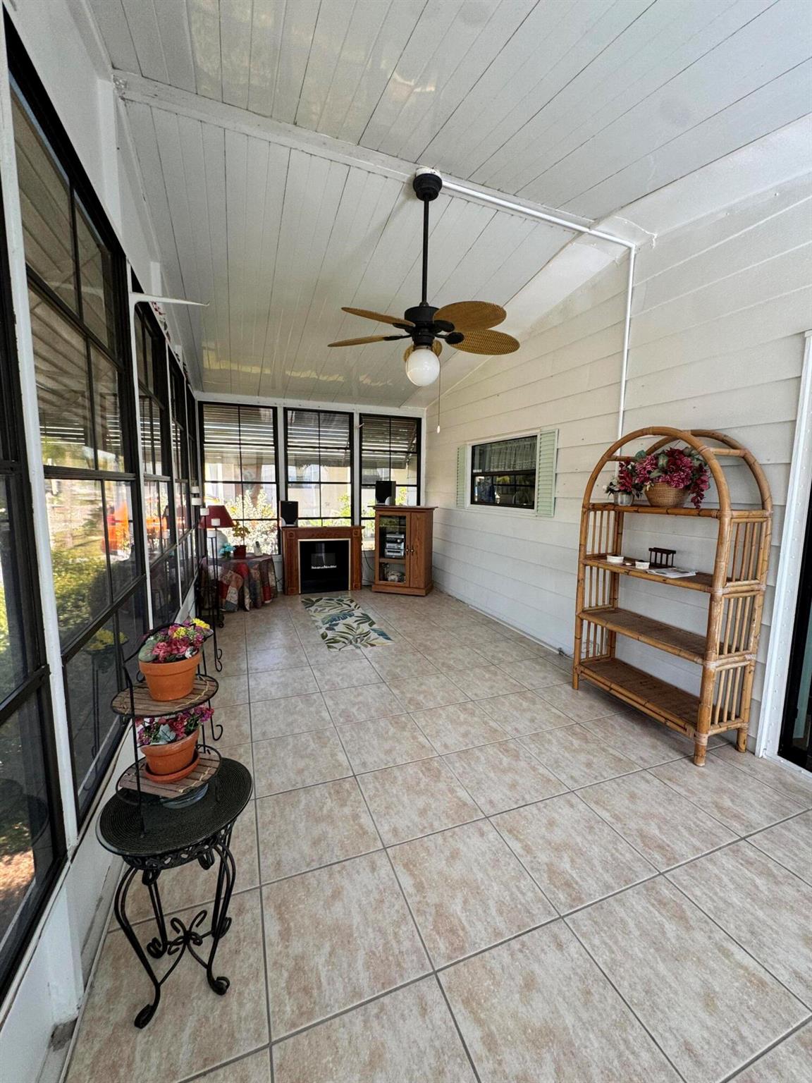Spanish Lakes Country Clu - Residential