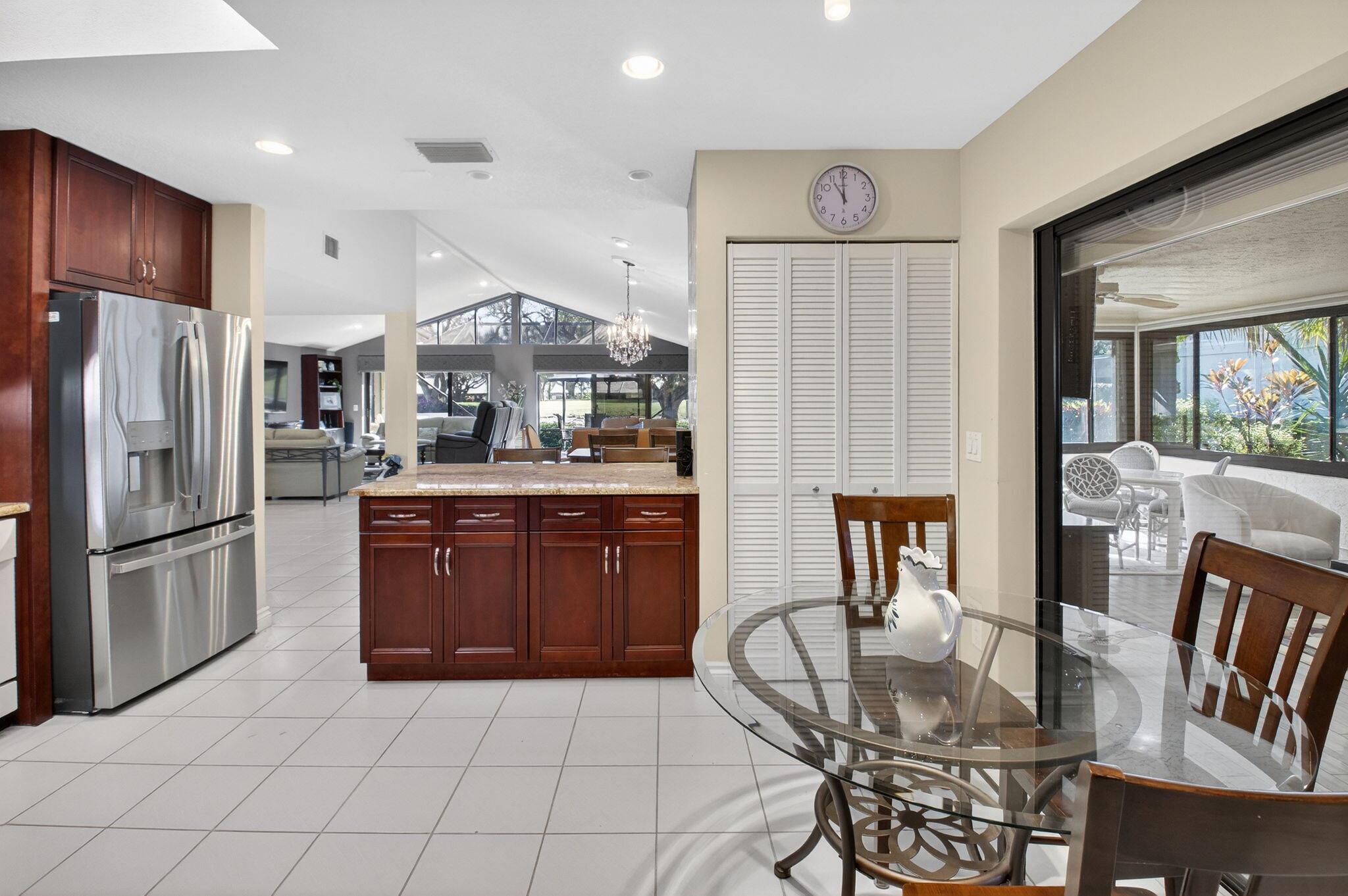 BRISTOL AT HUNTERS RUN CO - Residential