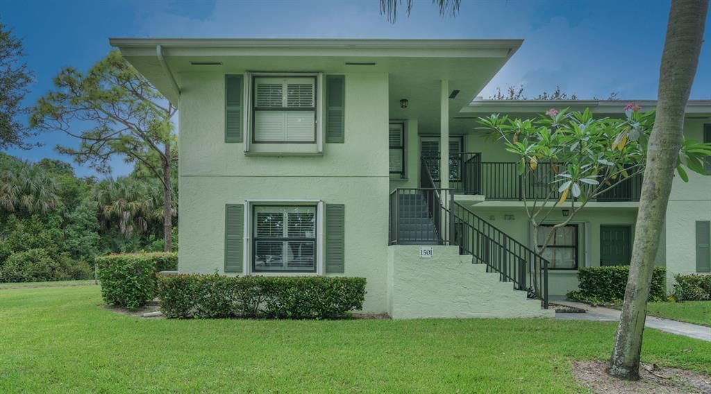 Photo of 1501 Sabal Ridge Circle #A, Palm Beach Gardens, FL 33418 (MLS # R10721582)