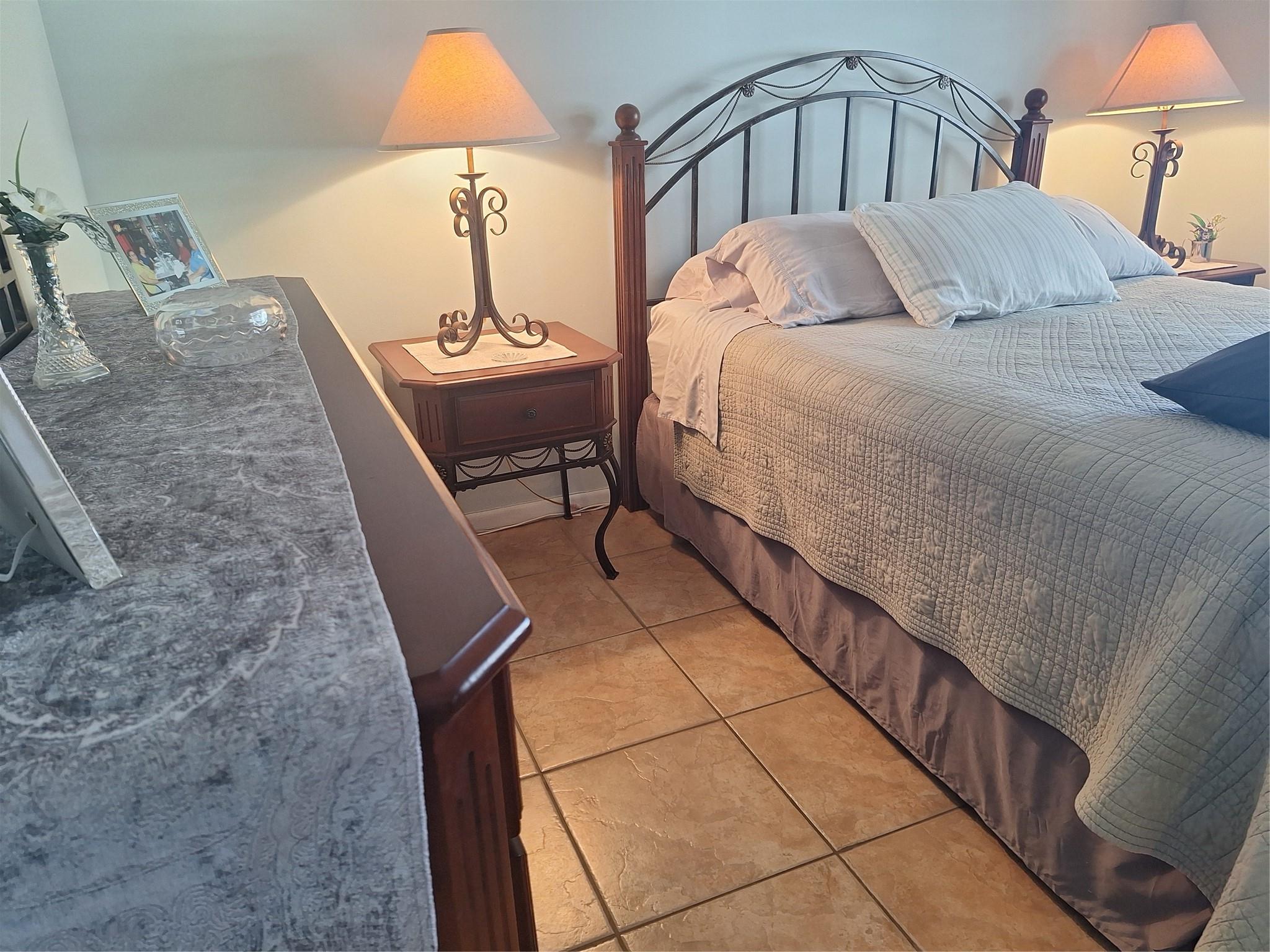 Leisure Beach Condominium - Residential