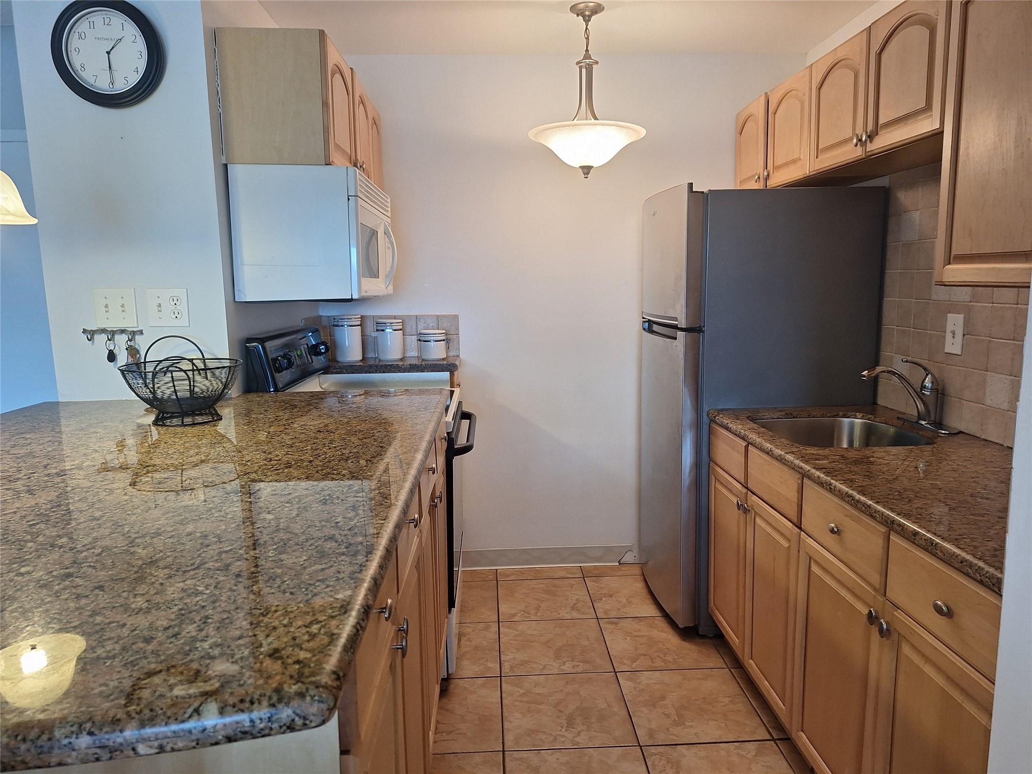 Leisure Beach Condominium - Residential