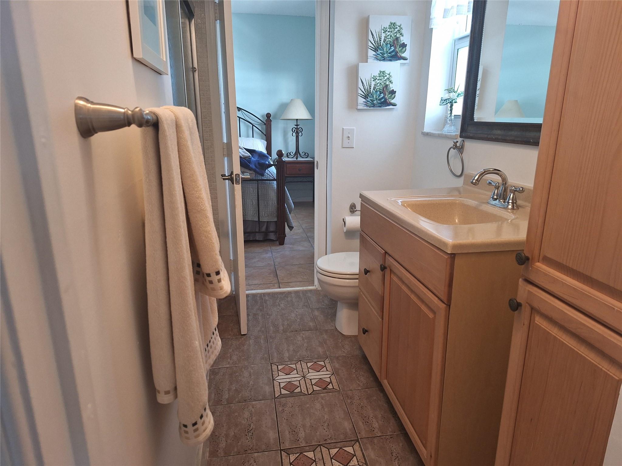 Leisure Beach Condominium - Residential