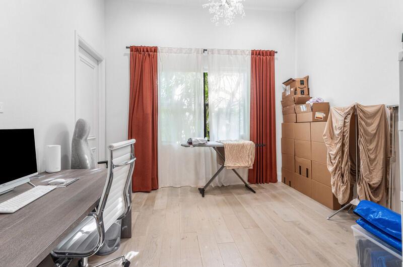 FOX HILL ESTATES OF BOCA - Residential