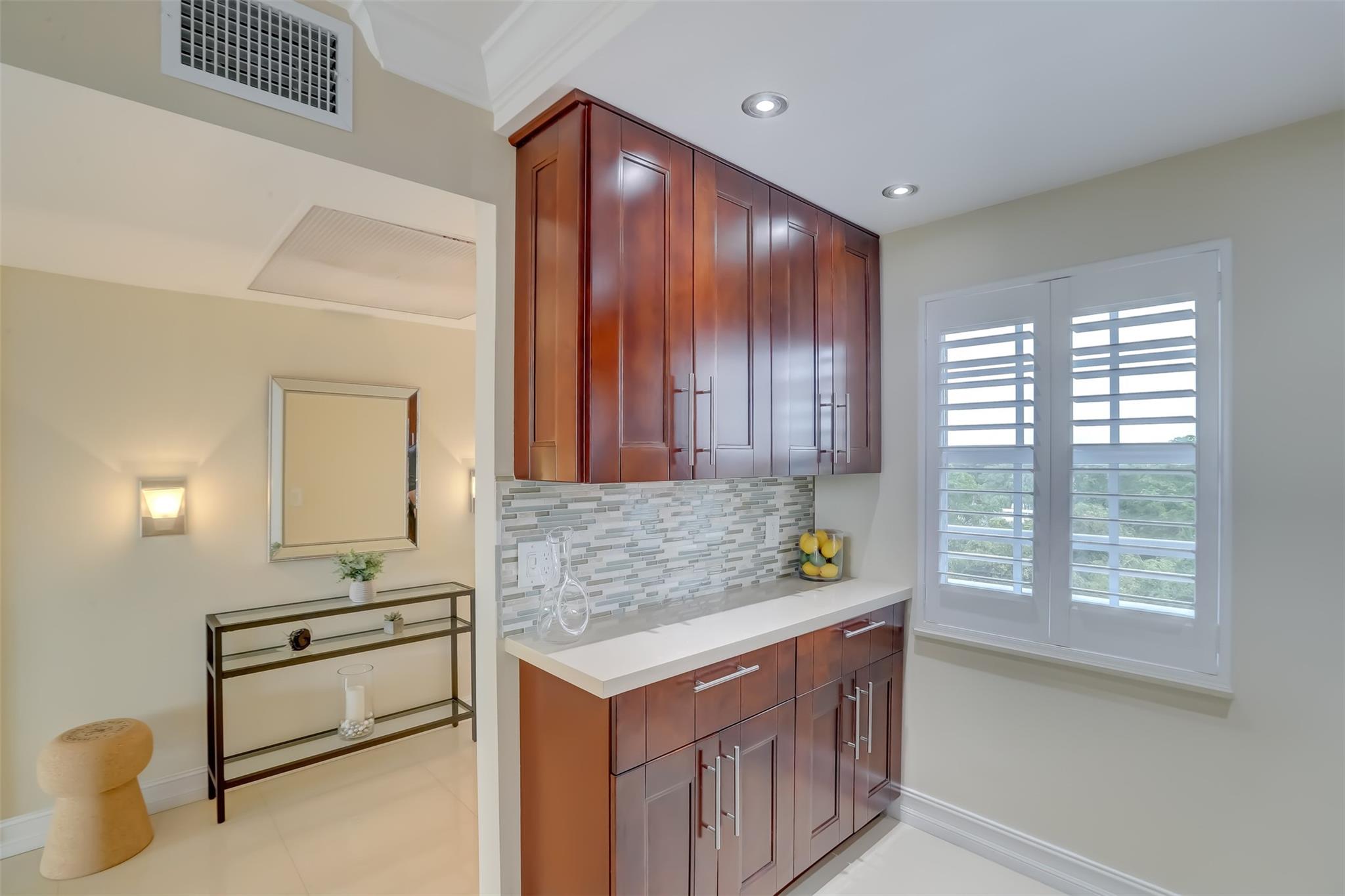 PALM-AIRE COUNTRY - Residential