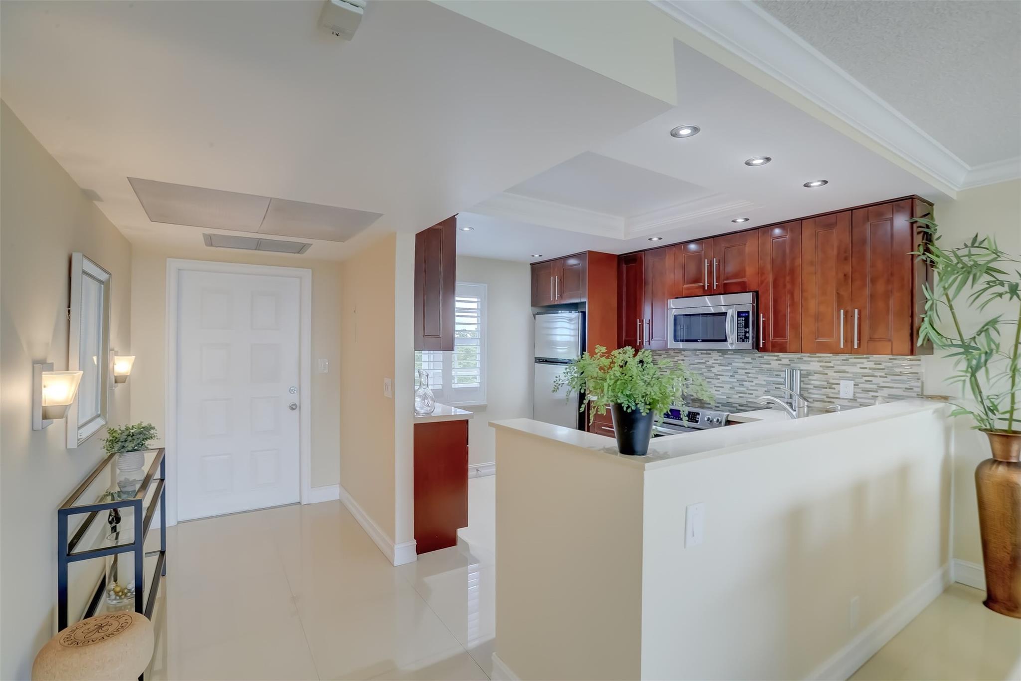 PALM-AIRE COUNTRY - Residential
