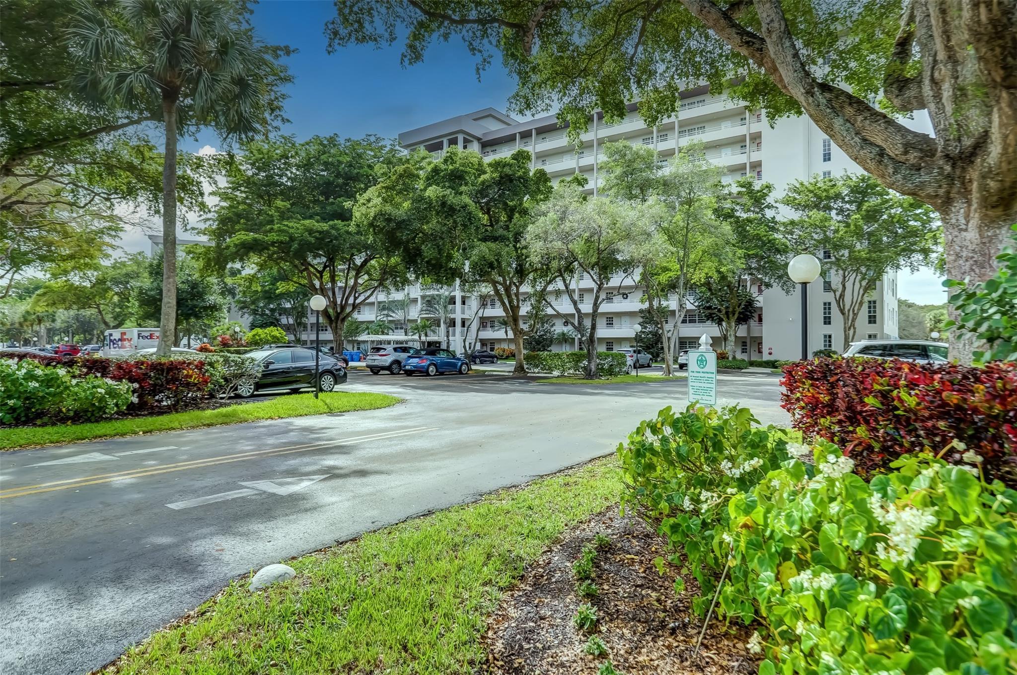 PALM-AIRE COUNTRY - Residential