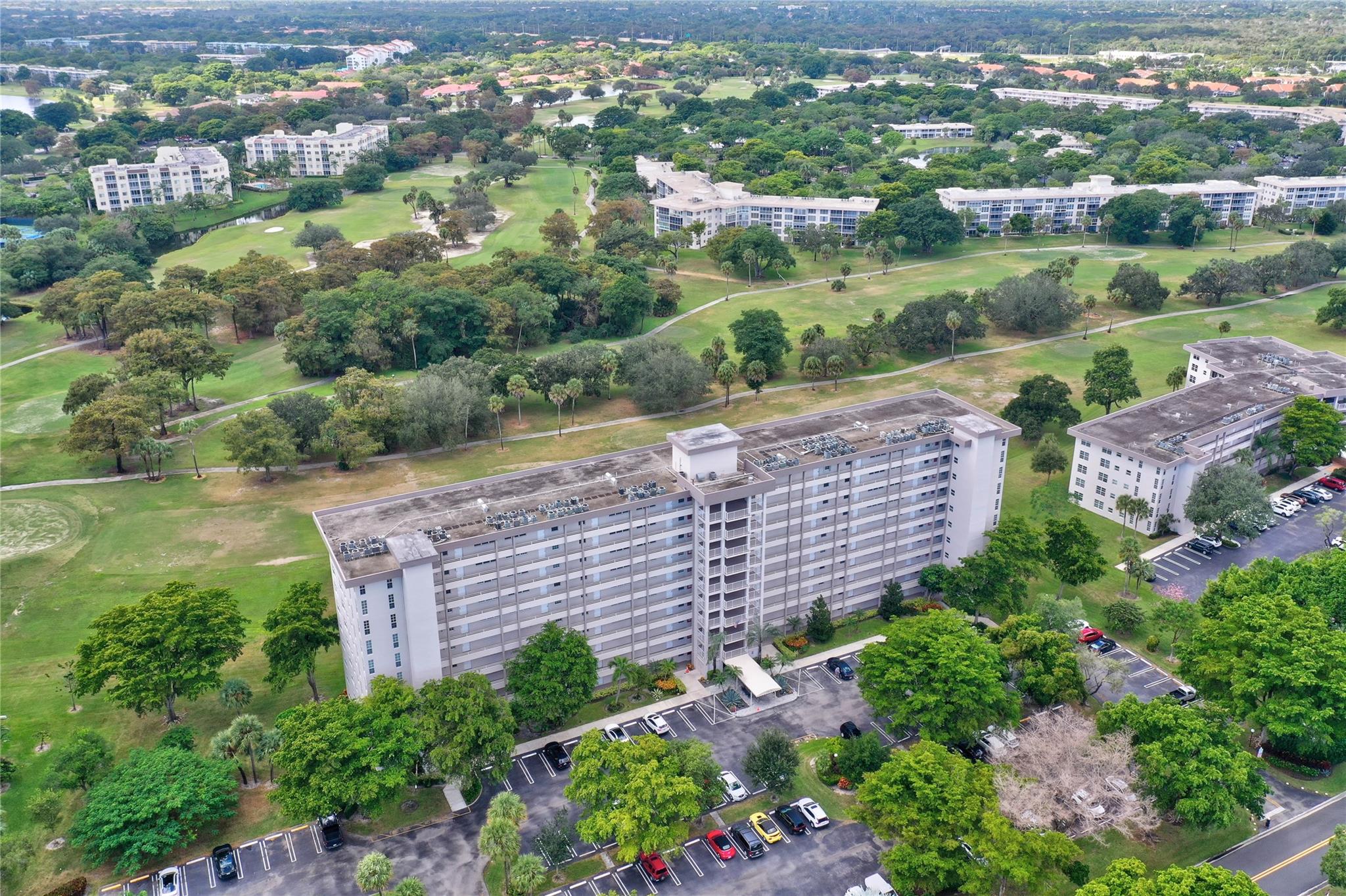 PALM-AIRE COUNTRY - Residential