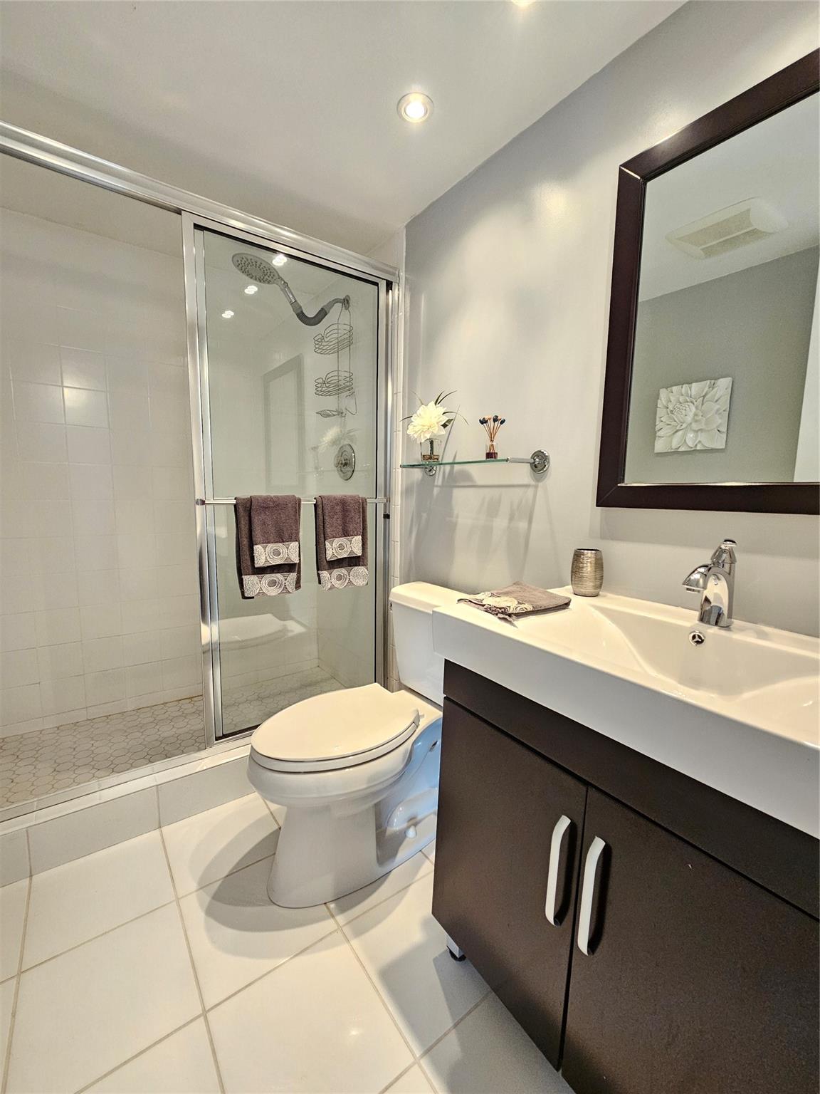 PALM-AIRE COUNTRY - Residential