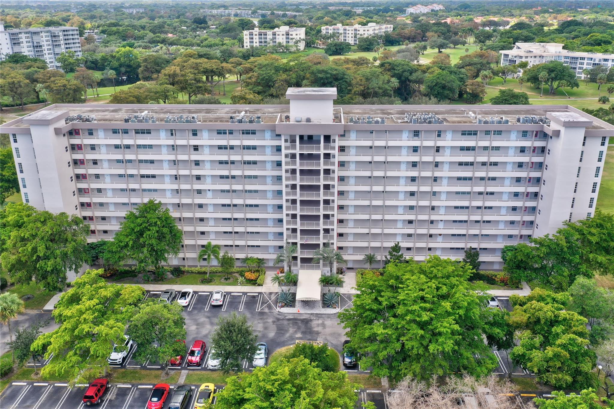 PALM-AIRE COUNTRY - Residential