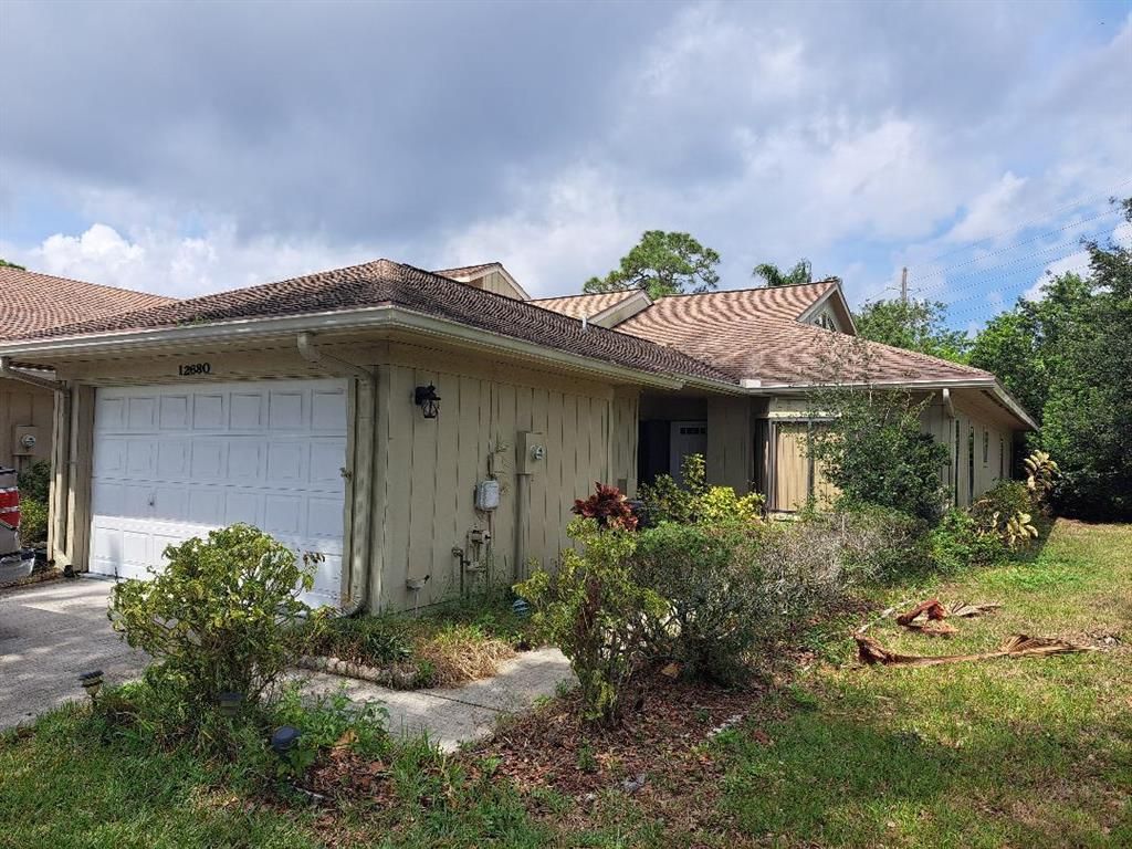Photo of 12680 SE Berwick Court, Hobe Sound, FL 33455 (MLS # R10881909)