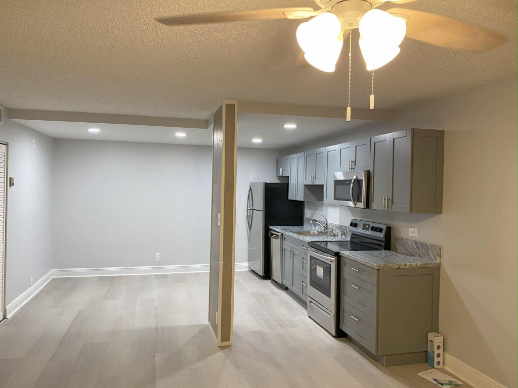 SPRINGS PARK EAST CONDO - Residential Lease