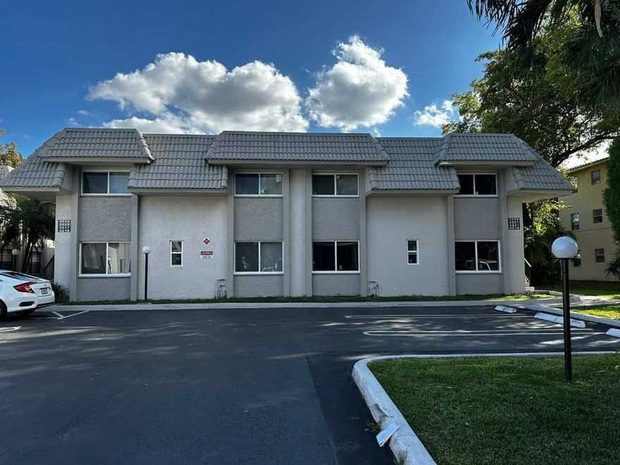 Located in an excellent school zone, this beautiful apartment features central air & heat, stainless-steel appliances, dishwasher, updated kitchen and bathrooms, in-unit washer/dryer, impact windows, and access to a community pool. Hurricane-impact windows for storm protection, energy efficiency, and noise reduction. Water included. No Pets. Available: November 1, 2025.Move-in costs: 1st month's rent + last month’s rent + 1 month security deposit.OWNER SAYS. Minimum credit score 650.