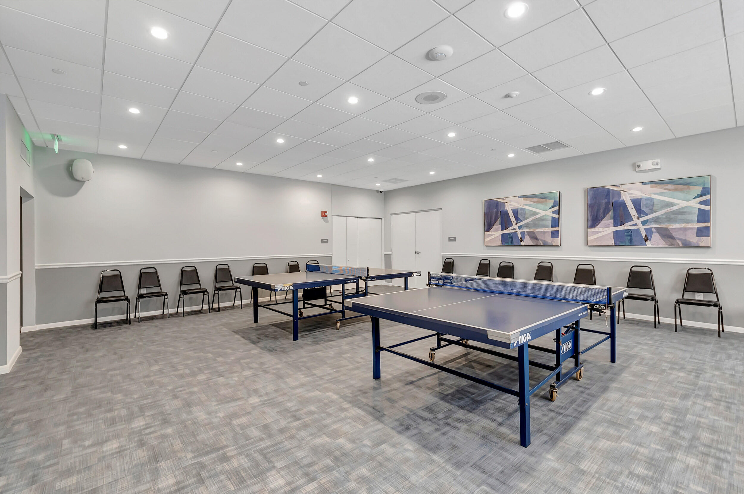 HUNTINGTON LAKES SEC FIVE CONDOS - Residential Lease