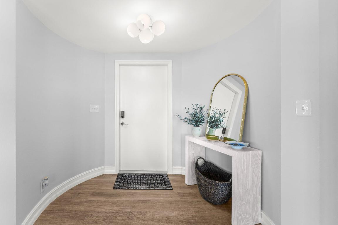 LA BONNE VIE CONDO - Residential