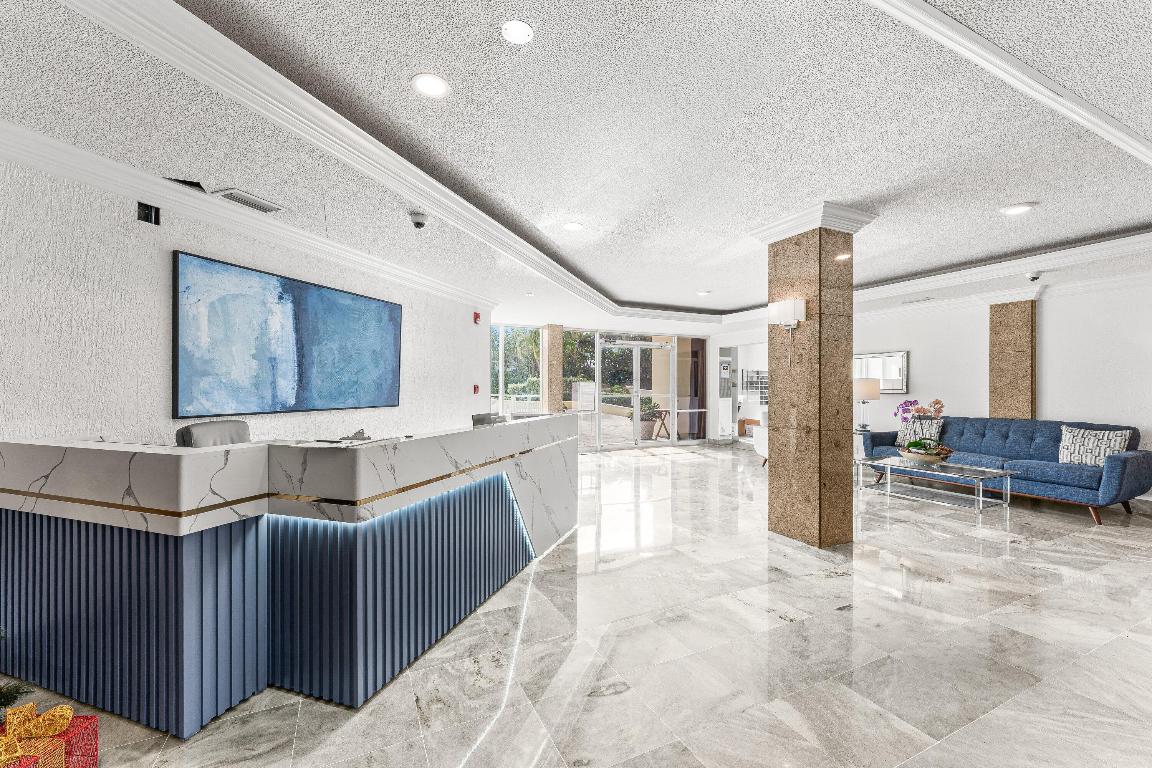 LA BONNE VIE CONDO - Residential