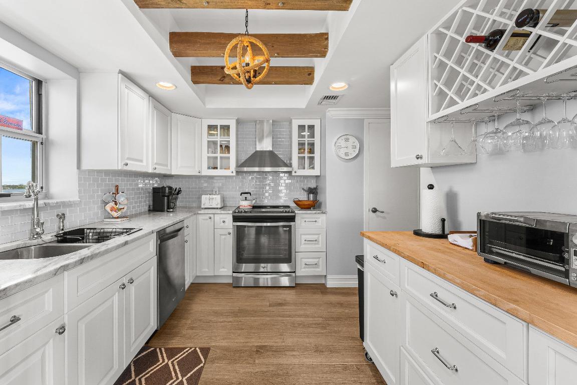 LA BONNE VIE CONDO - Residential