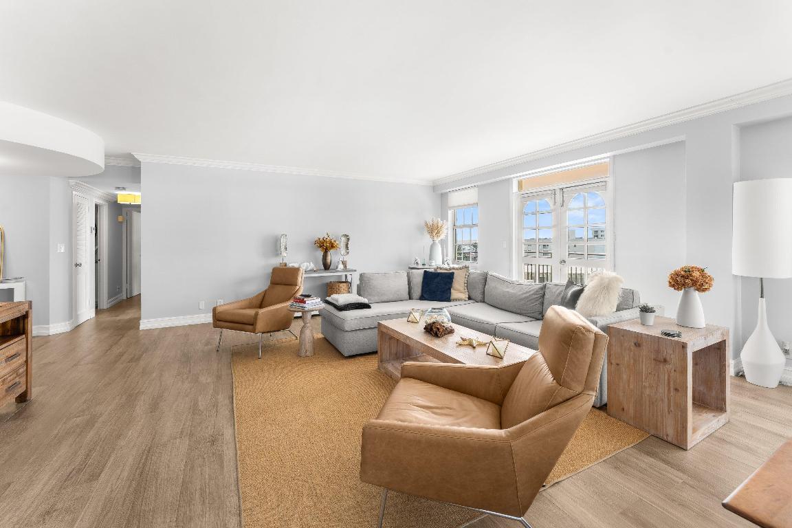 LA BONNE VIE CONDO - Residential