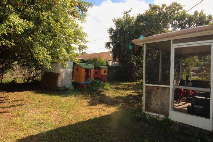 MANGONIA HILLS - Residential