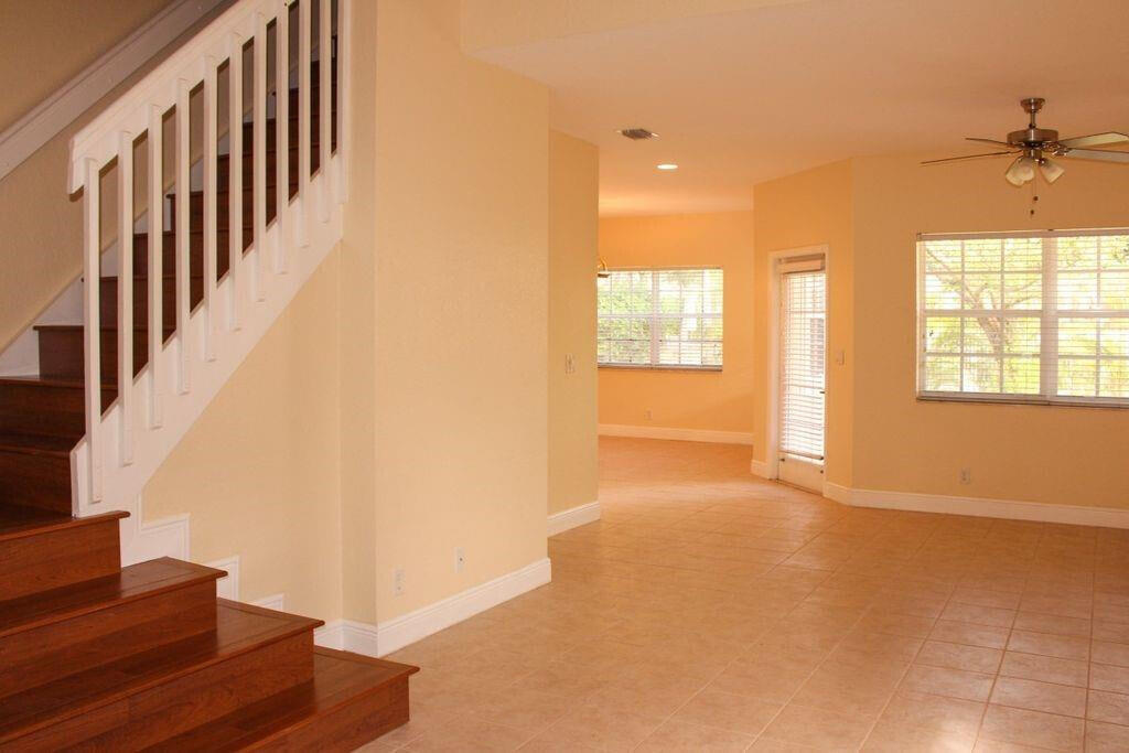 LAKEVIEW WEST - Residential Lease