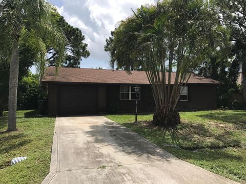 A home in Port Saint Lucie