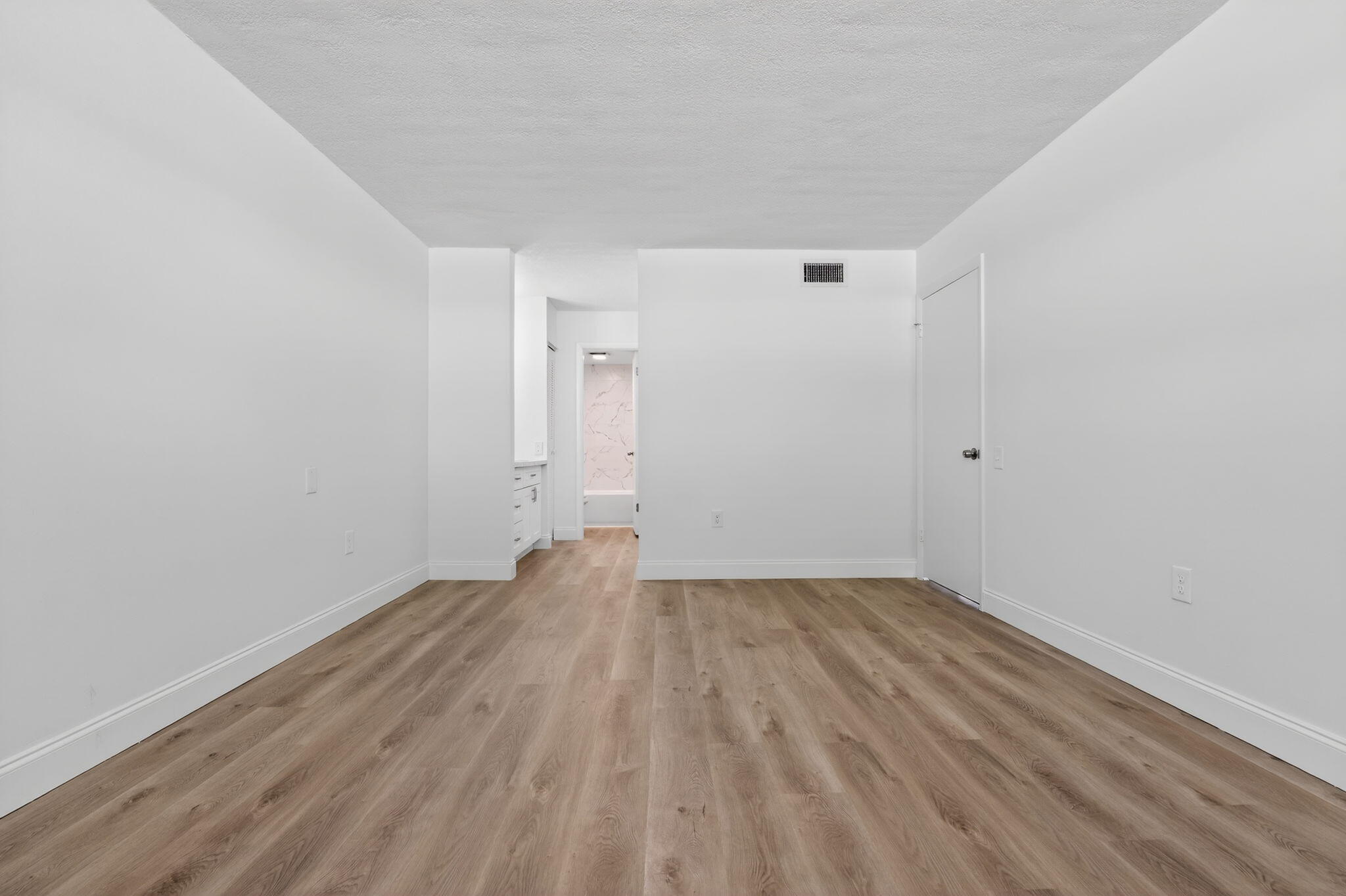 LIME BAY CONDOMINIUM 1 - Residential