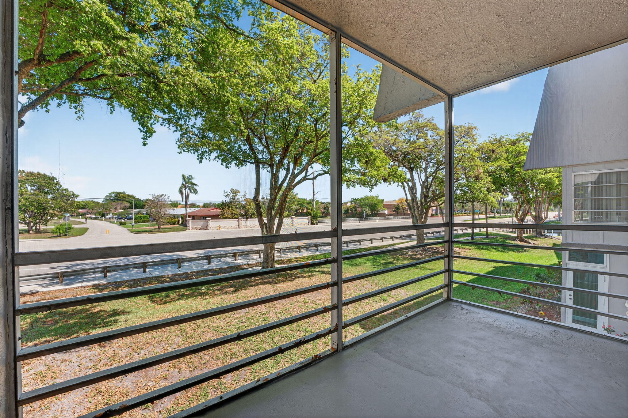 LIME BAY CONDOMINIUM 1 - Residential