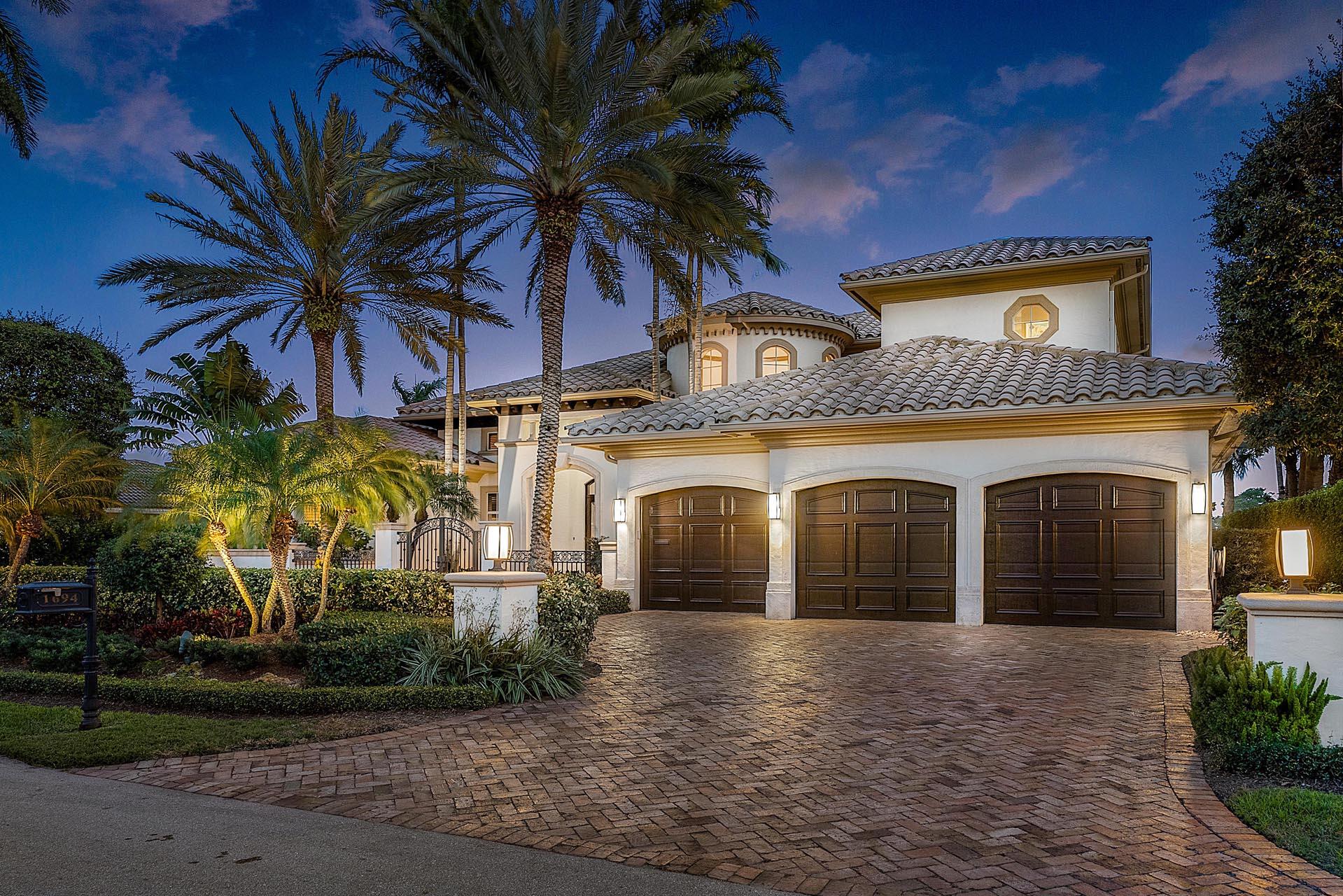 ROYAL PALM YACHT & COUNTR - Residential