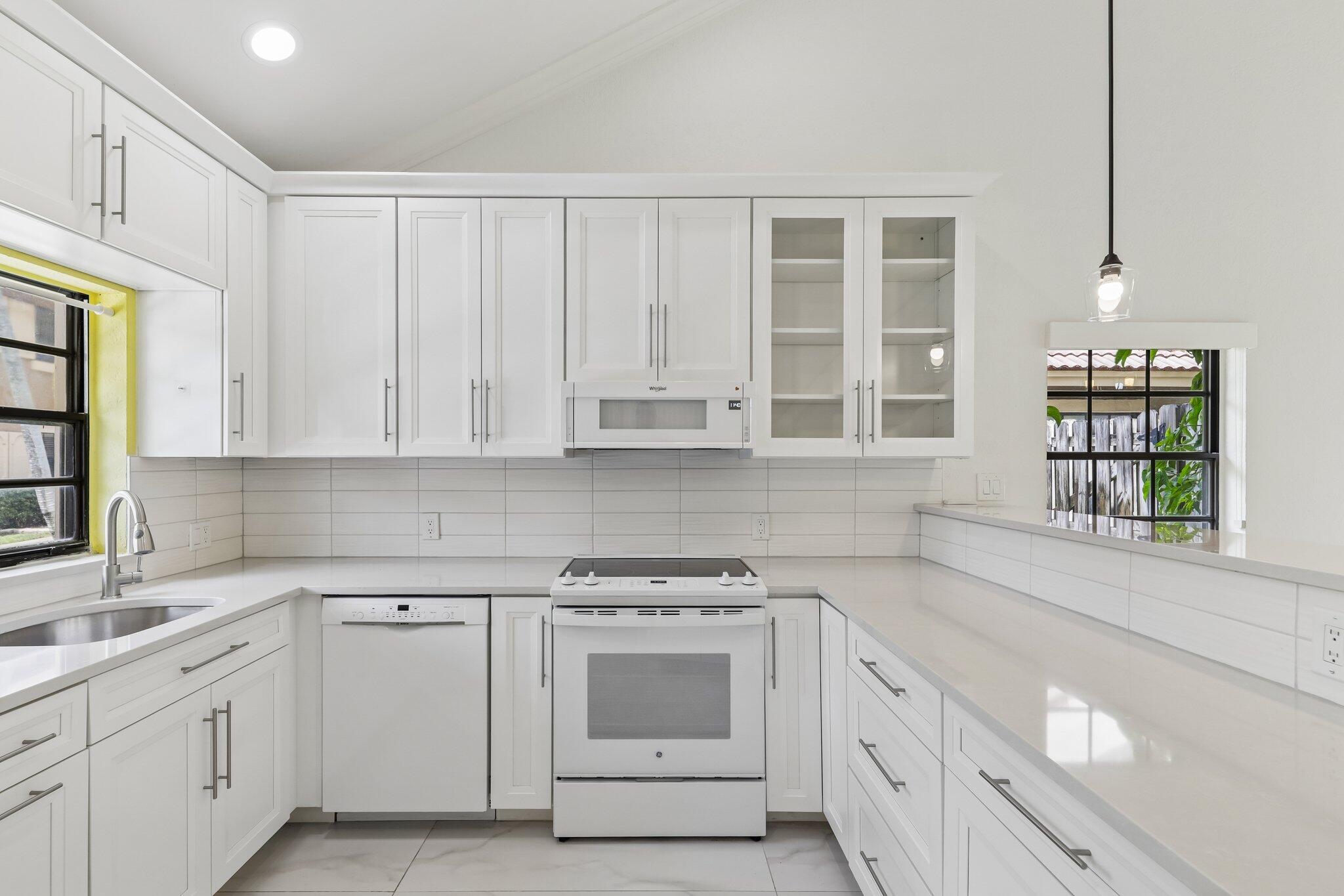 2656 Riverside Drive 2656, Coral Springs FL 33065