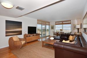 Twenty Two Ninety Five South Ocean Blvd Corp 2295 - Residential