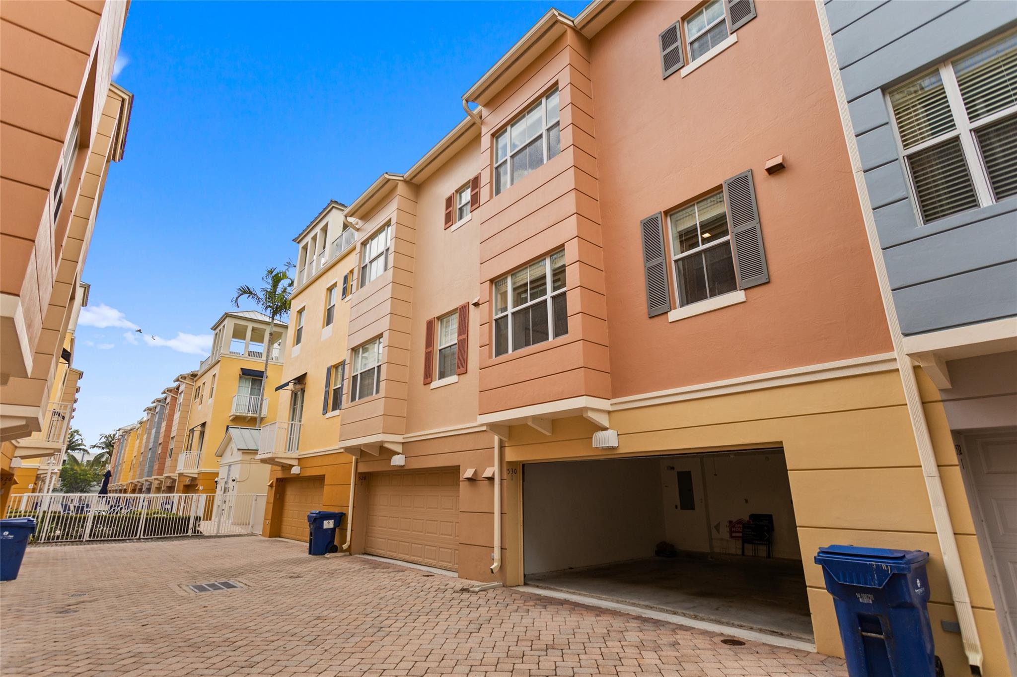 530 NE 7th Ave 1