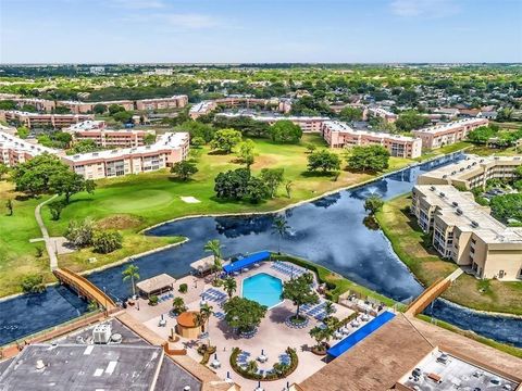9660 Sunrise Lakes Blvd 301 Sunrise FL 33322