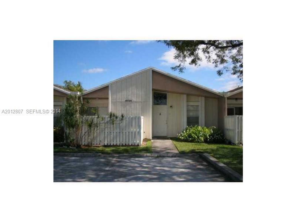 Photo of 15725 Woodgate Court #C, Sunrise, FL 33326 (MLS # B26003902)