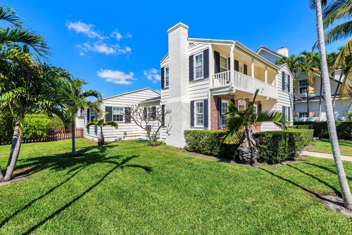 ESTATES OF SOUTH PALM BEACH - Residential