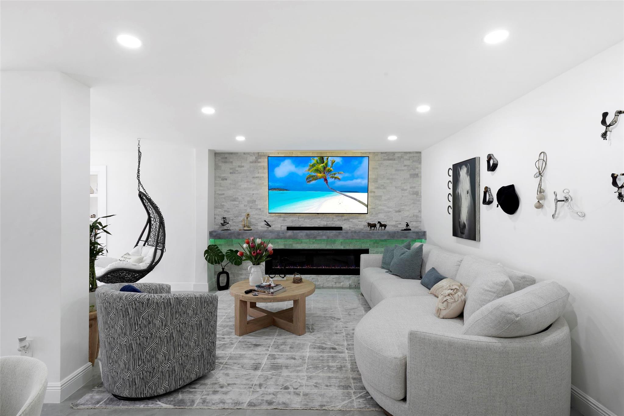 3559 Magellan Cir 326-2