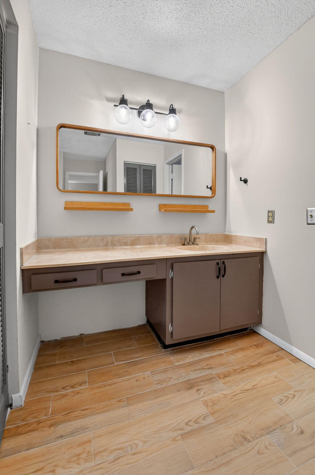 HORIZONS OF BOCA LAGO CONDO - Residential