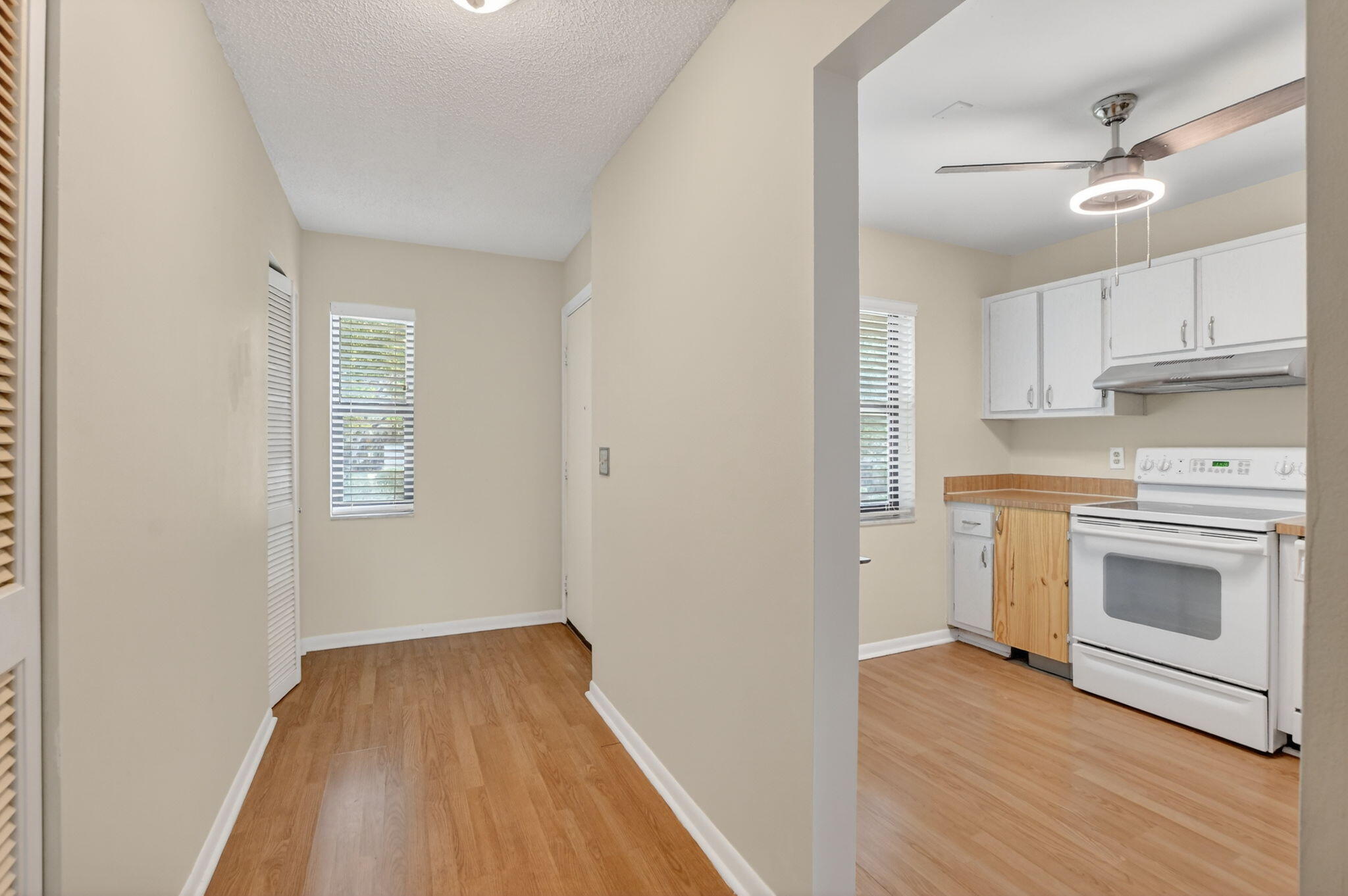 HORIZONS OF BOCA LAGO CONDO - Residential