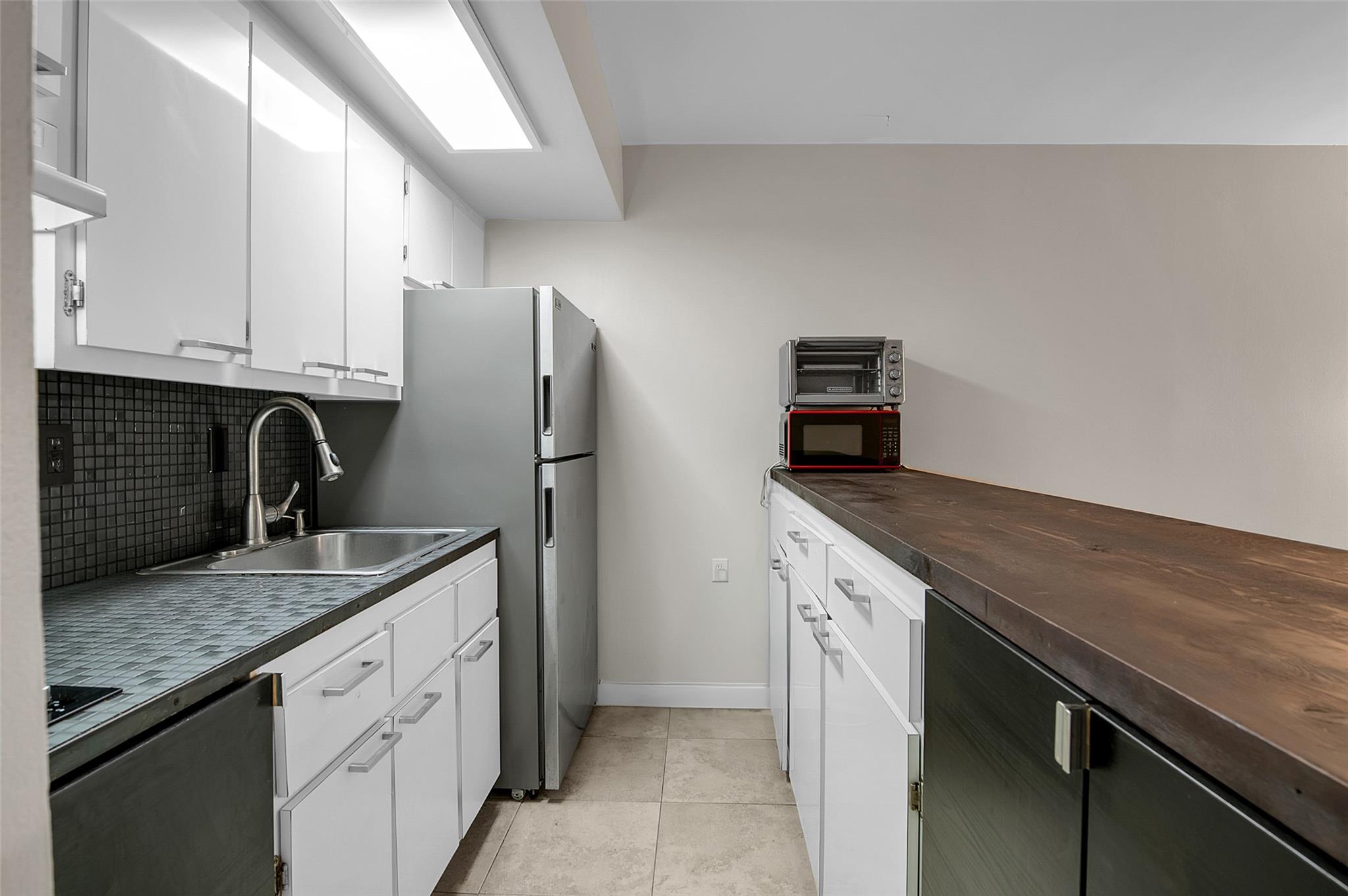 WYNMOOR VILLAGE - Residential