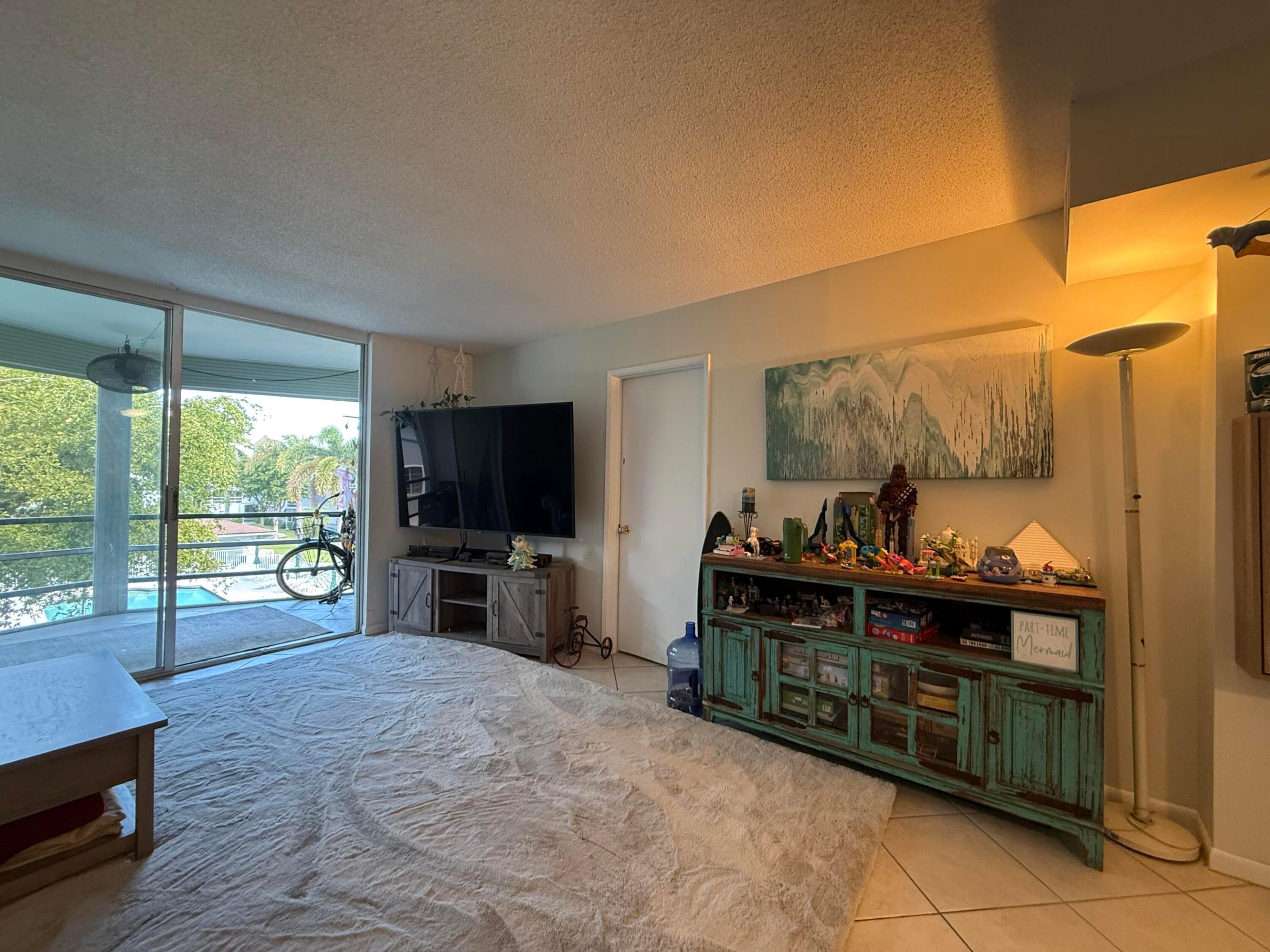 DEERFIELD BEACH GARDENS CONDO - Residential