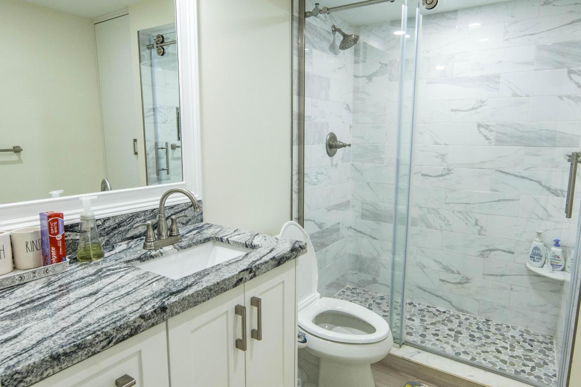 LANDMARK AT HILLSBORO CONDO - Residential