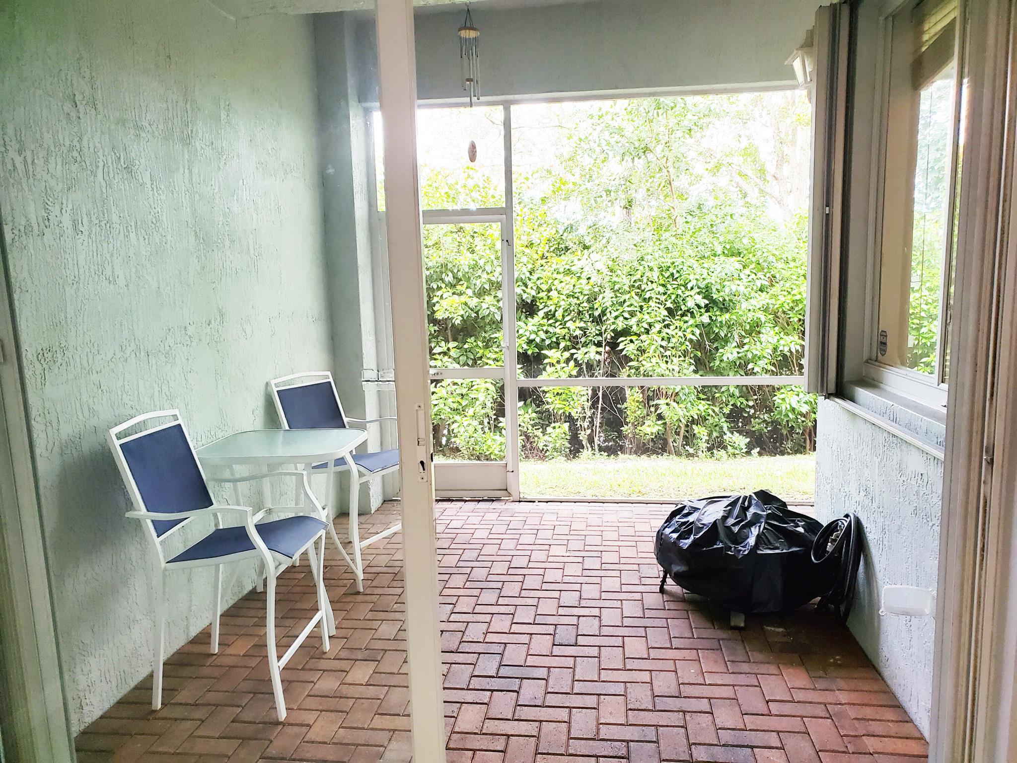 THOUSAND OAKS - Residential