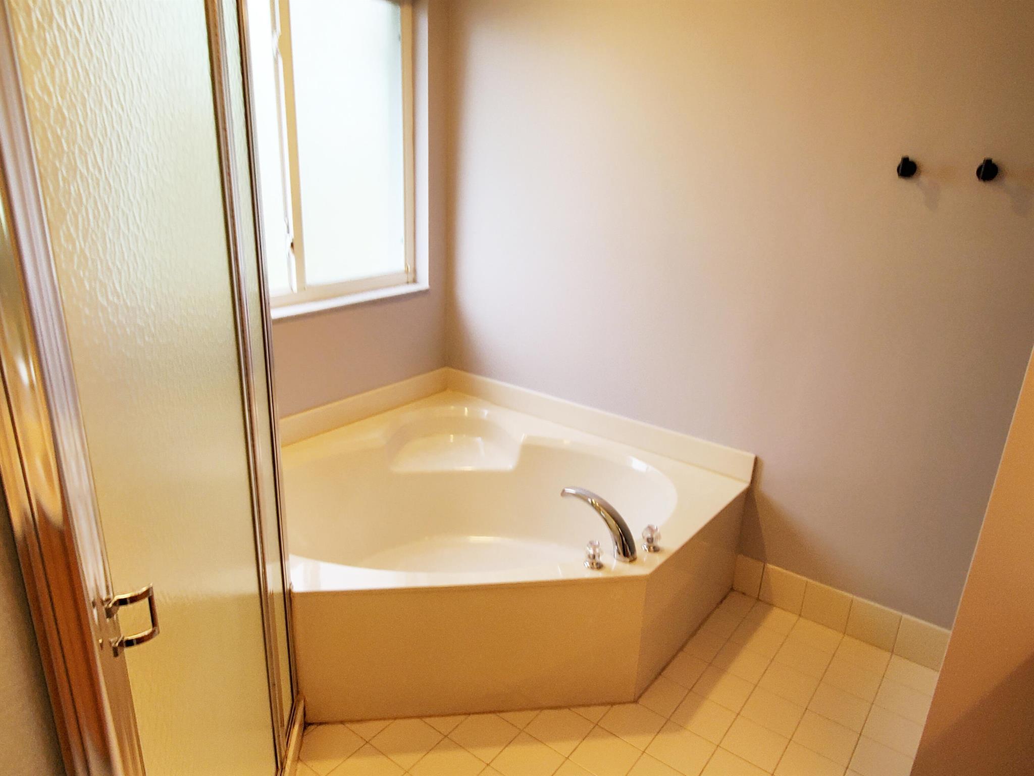 THOUSAND OAKS - Residential