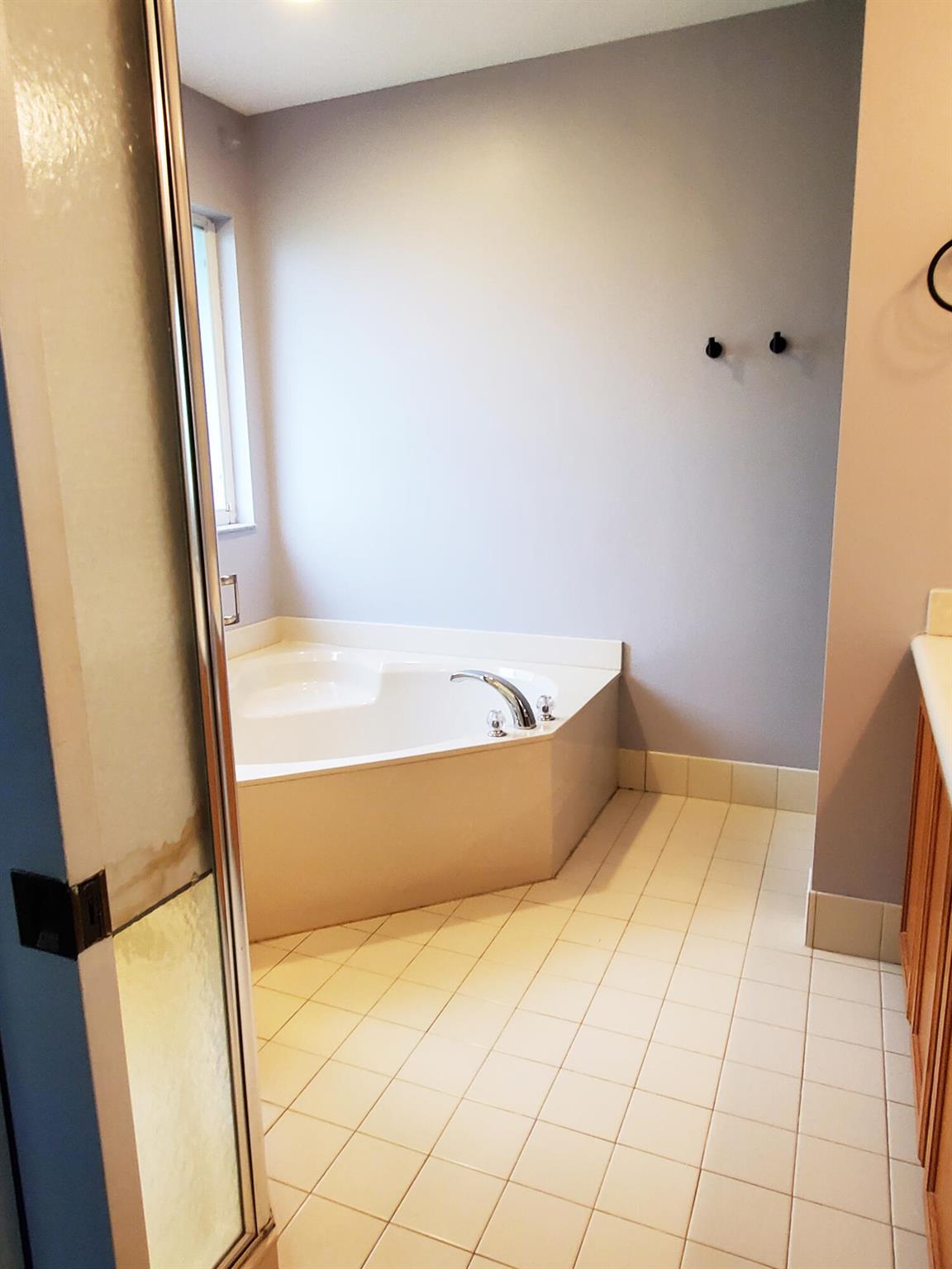 THOUSAND OAKS - Residential