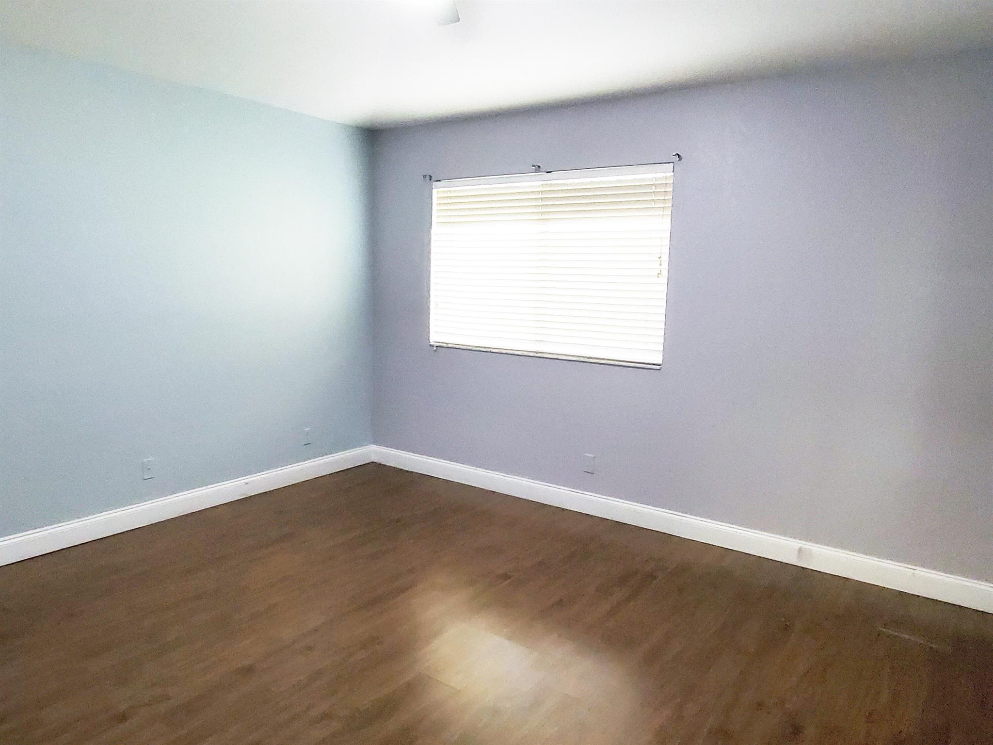 THOUSAND OAKS - Residential