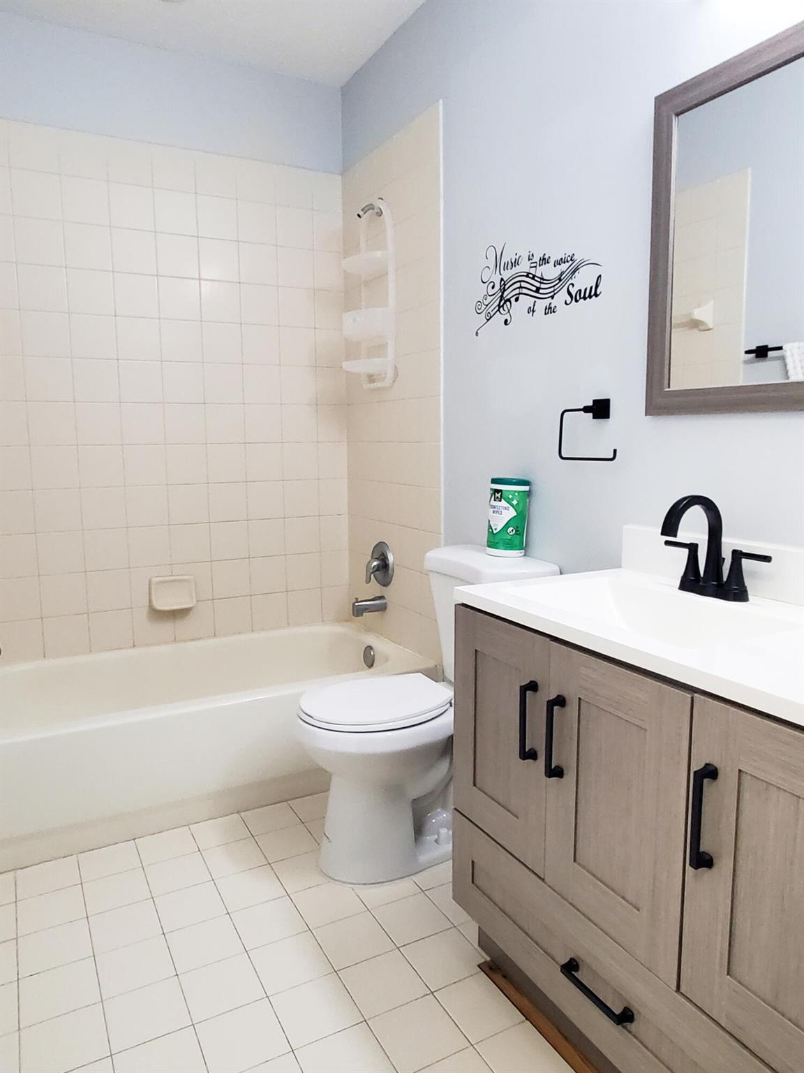 THOUSAND OAKS - Residential