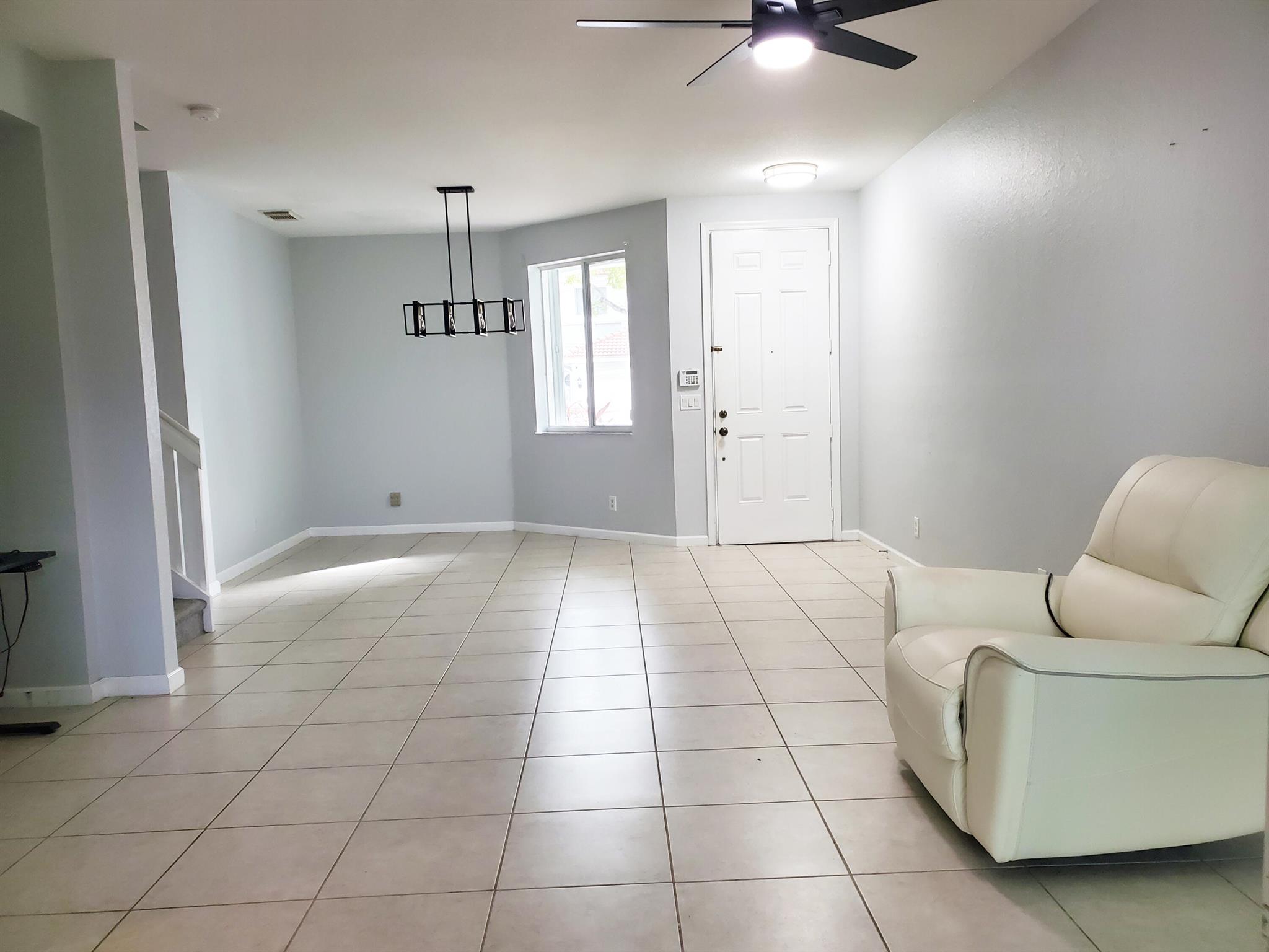 THOUSAND OAKS - Residential